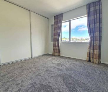 Seriously Convenient and Comfortable - Photo 5