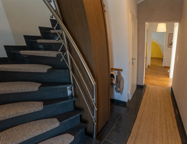 Moderne Erdgeschosswohnung mit Sauna & Garten - Foto 1
