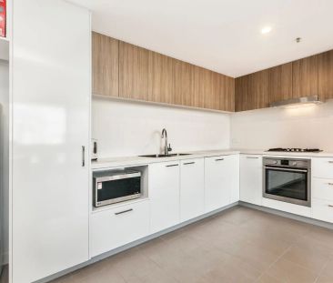 FURNISHED 1 BEDROOM APARTMENT WITH BRILLIANT VIEWS! - Photo 6