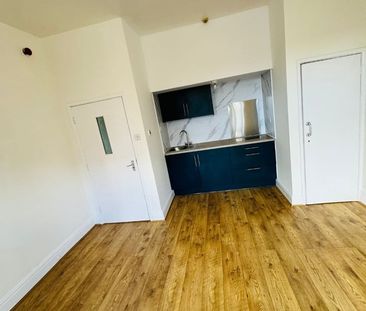 Bedsit, Station Road, NG9 - Photo 5