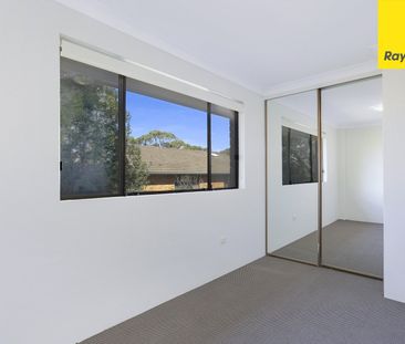 Quiet Townhouse in Prime Location - Photo 4