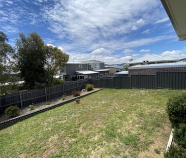 Unit 2/33 Twynam Street, Jindabyne. - Photo 3