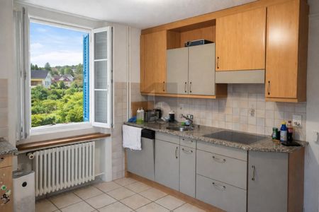 FAMILY-FRIENDLY – SUNNY GARDEN AND LOT OF SPACE - Photo 4