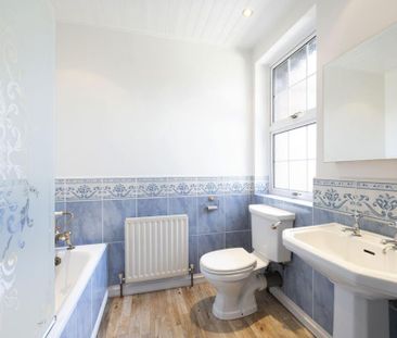 3 bedroom detached house to rent - Photo 6