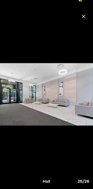 Closed metro Atwater 4 1/2 condominium rent - Photo 1