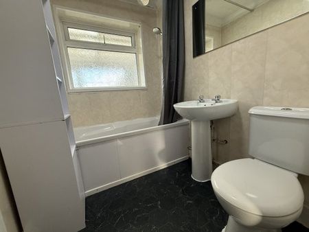 Orchard Close, B77, Property for rent - Photo 5