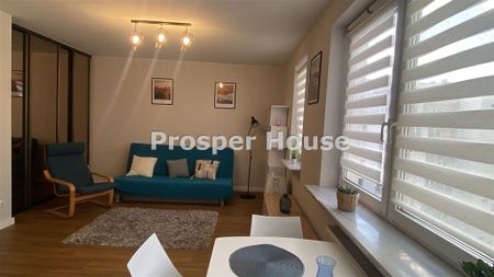 Warszawa, Śródmieście, Jana Pawła II - Photo 2