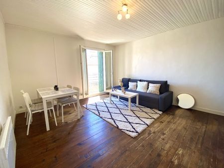 Location Appartement 2 pièces 40m² SETE 34200 - Photo 2