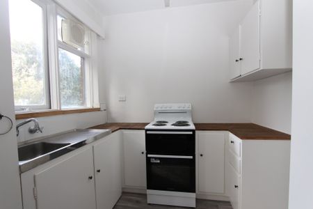 Thinking of selling? Contact our agent - Photo 4