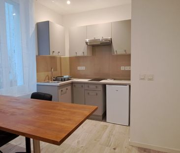 Appartement 1 pièces 21m2 MARSEILLE 5EME 595 euros - Photo 1