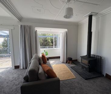 Charming family home - Photo 2