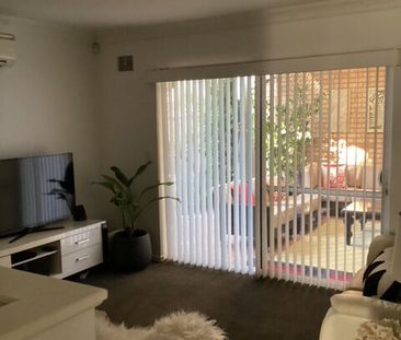 14 Moreau Mews, Applecross - Photo 5