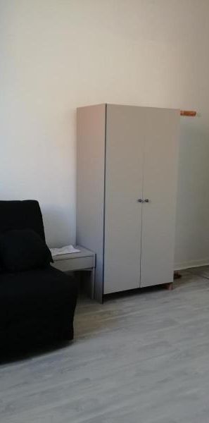 Location Appartement 1 pièce 13m² VALENCIENNES 59300 - Photo 1