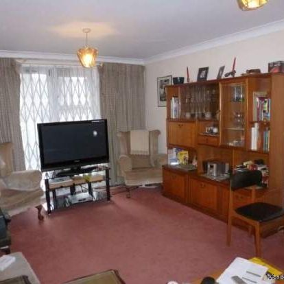 1 bedroom property to rent in London - Photo 4