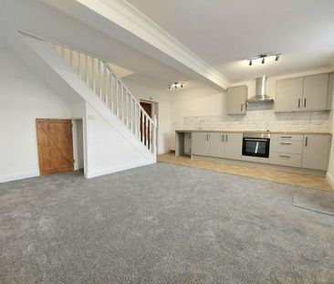2 bedroom detached house to rent - Photo 3