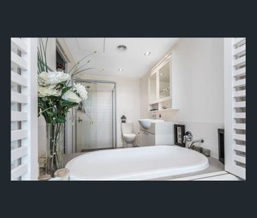 25 Dix Street, Redcliffe, Qld 4020 - Photo 5