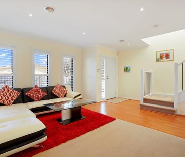A Charming Central Abode - Photo 1