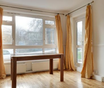 2 bedroom ground floor flat to rent - Photo 1