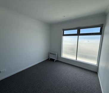 For private inspections please email catie@sweeneyea.com.au. - Photo 3