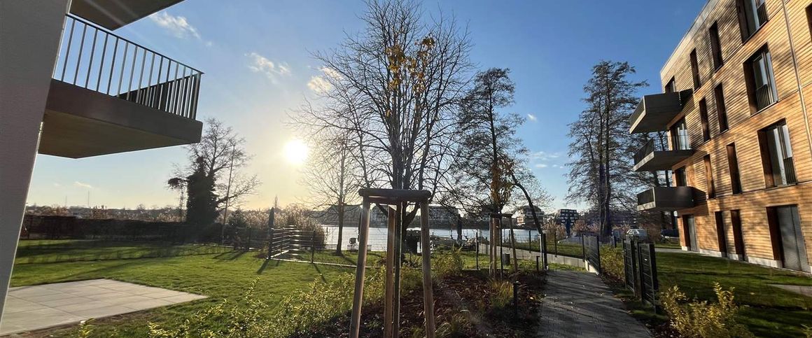 Exklusive Wohnung mit traumhaftem Wasserblick in der Wendenschloßstraße - Foto 1