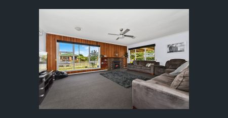 Family-Friendly Living in the Heart of Youngtown - Photo 4