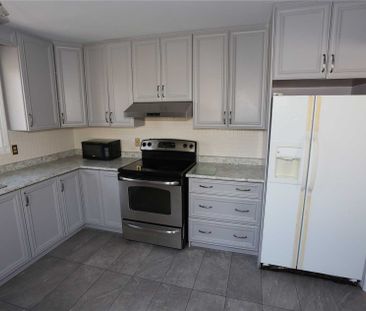 For Lease - 122 Armitage Drive Unit# Main, Newmarket, Ontario - Photo 6