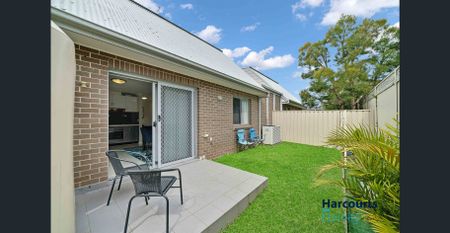 Immaculate Townhouse, Convenient Location! - Photo 3