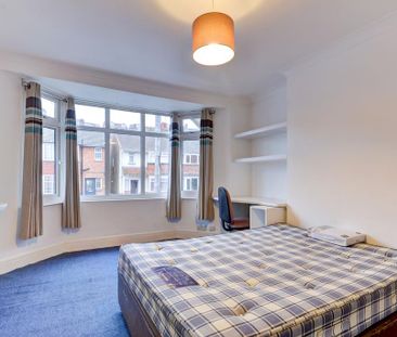 9 bedroom house to rent - Photo 3