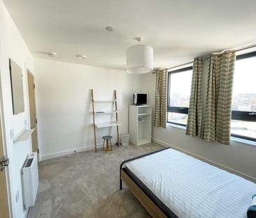 1 Carmen Beckford Street, Bristol - Photo 3