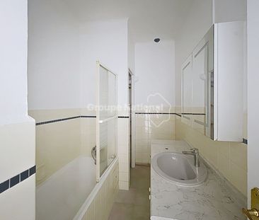 Location Appartement 3 pièces 67m² - Photo 3