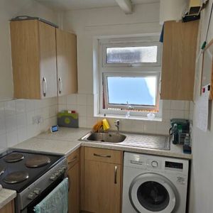 HERBERT TWINN COURT, CAMBRIDGE - Photo 2