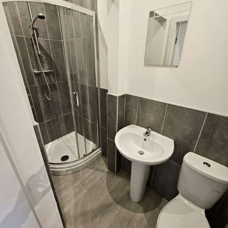 Alexandra Road, Doncaster, DN4 - Photo 4