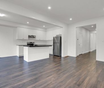 For Lease - 110 Armilia Place, Whitby, Ontario - Photo 6
