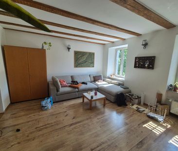 Charmante Dachwohnung auf zwei Etagen – zentral in Glarus - Foto 2