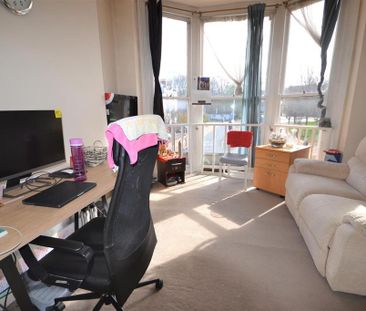 1 bedroom flat to rent - Photo 4