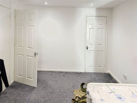 2 bedroom house to rent Lavender Crescent, Cambridgeshire, Peterborough, PE1 - Photo 3