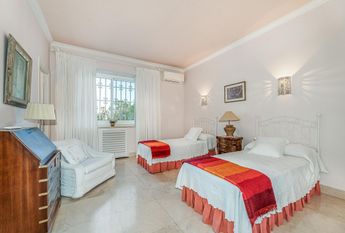 5 bedroom luxury Villa for rent in San Pedro de Alcántara, Spain