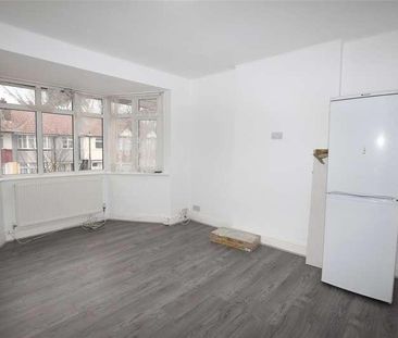 Everton Drive, Stanmore, London, HA7 - Photo 4