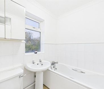 3 bedroom maisonette to rent - Photo 1