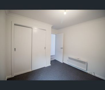 33 Bovine Crescent, Donnybrook, Vic 3064 - Photo 4