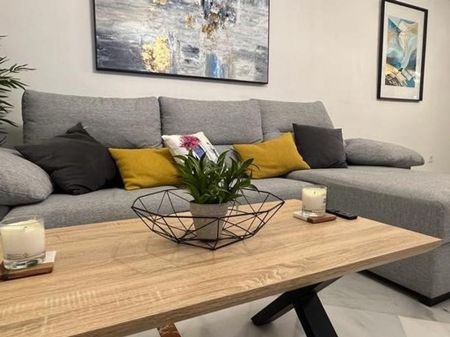 2 bedroom luxury Apartment for rent in Nueva Andalucia, Andalusia - Photo 3