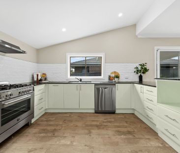 Renovated four bedroom home - Photo 6