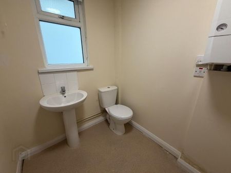 197 Alexandra Park Avenue, Belfast, BT15 3GB - Photo 4