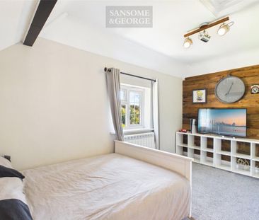 3 bedroom detached house to rent - Photo 3