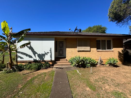 10 Woolnough Place, Cartwright NSW 2168 - Photo 1