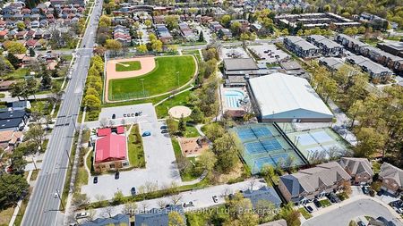 For Lease - 76 Piperbrook Crescent Unit# Basement Apartment, Toronto, Ontario - Photo 3