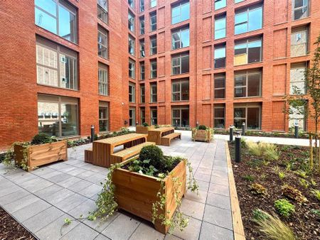 1 bedroom apartment to rent - Photo 4