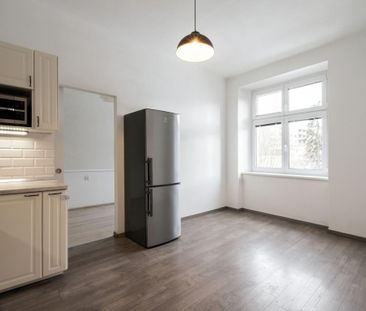 Pronájem bytuRenting an apartment 2+1, 64 m2 - Photo 5