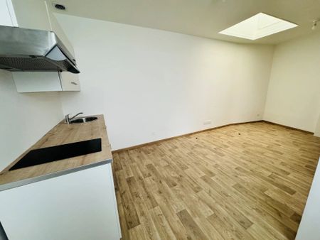 Location Appartement 2 pièces 33 m2 à Saint-Quentin - Photo 3