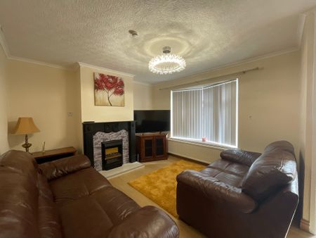 1 Crosby Street, Belfast, BT13 2HJ - Photo 2